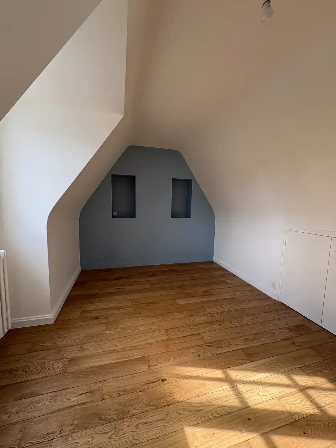 Réfection d'une chambre à Quiberon.